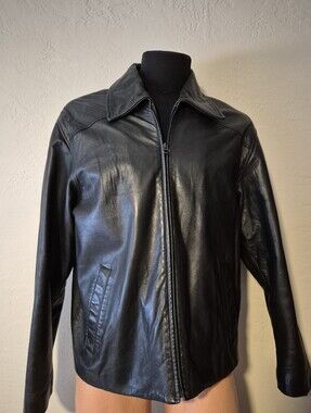 Danier Classic Men's Black Leather Zip Jacket 34